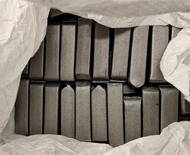 Premium High Purity Pure Iron Ingots For Smelting